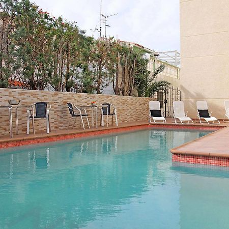 Apartamentos Dona Carmen 3000 奥罗佩萨德尔马 外观 照片