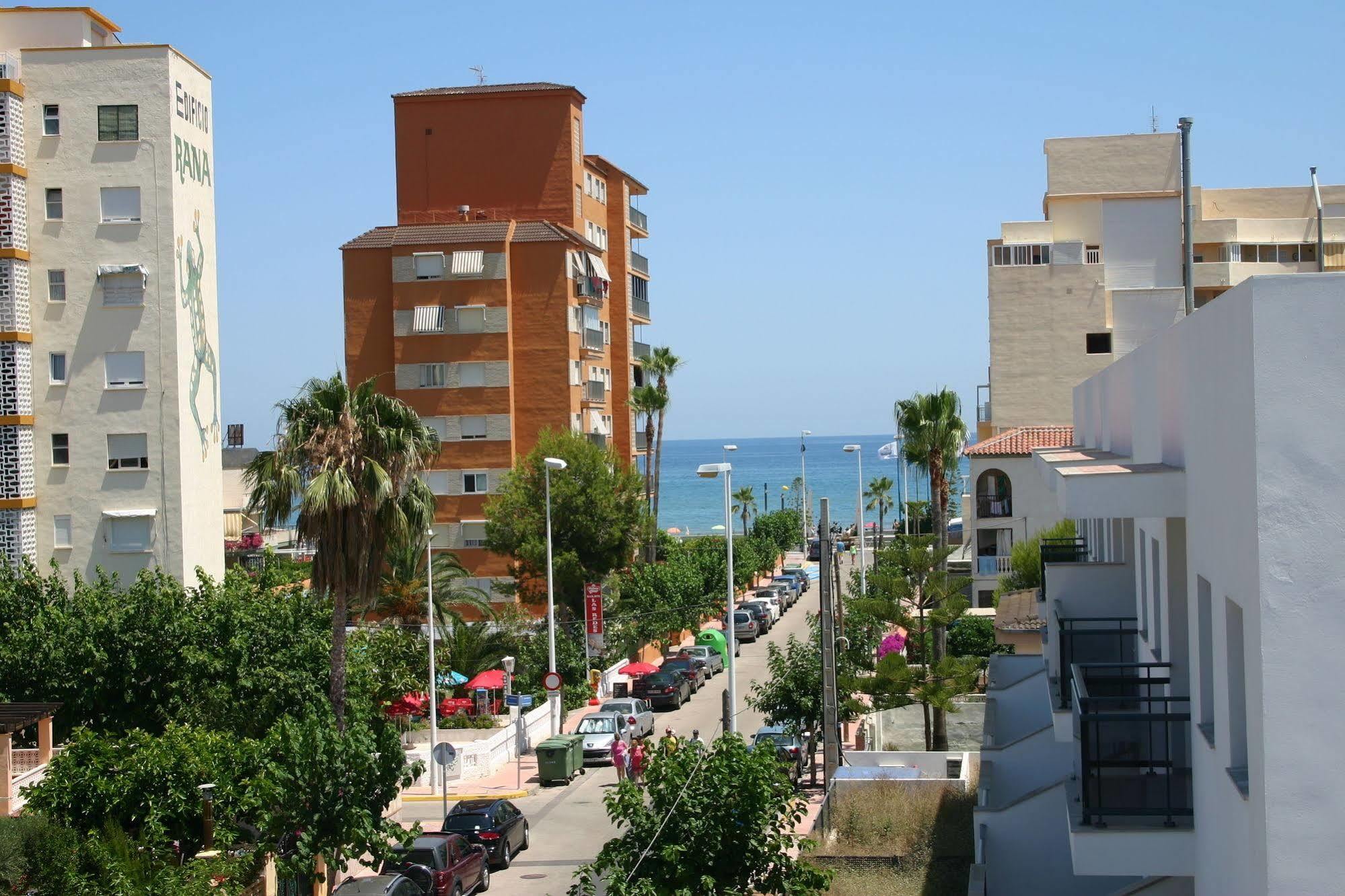 Apartamentos Dona Carmen 3000 奥罗佩萨德尔马 外观 照片